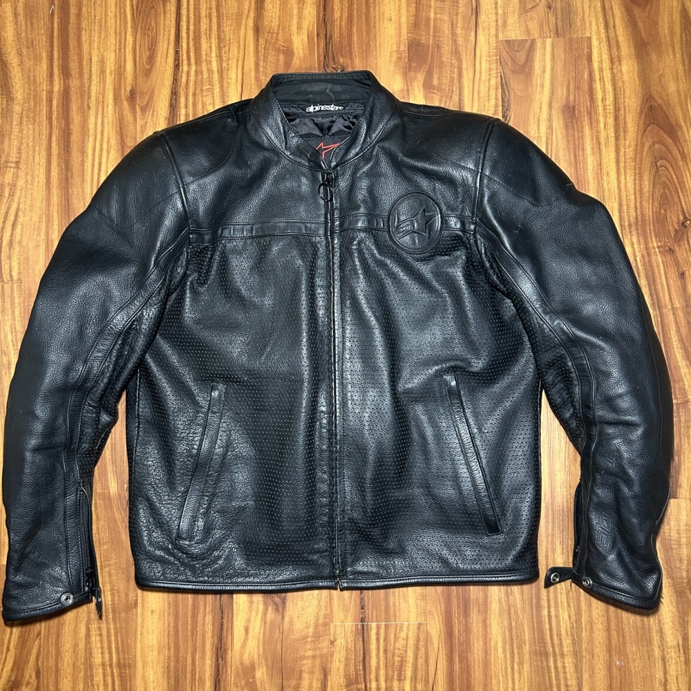Alpinestars Mens Black Leather Motorcycle Jacket Armor Perforated Size 40 US
